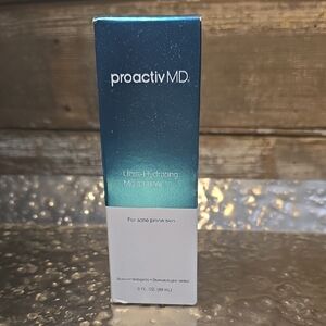 ProactivMD Ultra-Hydrating Moisturizer - Blue and White